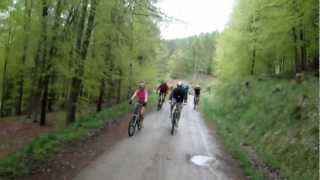 preview picture of video 'Mountain Biking with Nero at Ampleforth in North Yorkshire.MP4'