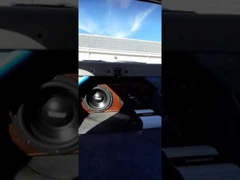 2 Sundown U Series 12s on a Taramps Smart 3K