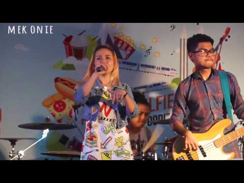 SAKURA BAND - POLAROID