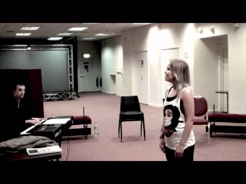 Leon Lopez: We Will Rock You 2011 Tour Vlog - Pt 1 - Rehearsals