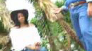 Video La Bandera Del Amor de Domingo Rendón