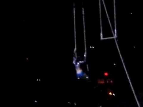 Ferry Corsten @ etd.POP 08 (4) (aerial trapeze acrobat)