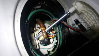 Chrysler 300 fuel pump replacement diy how to.