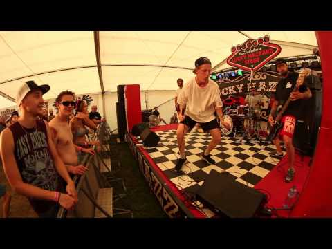 EAT ME FRESH - Nevermind @mighty sounds 2015