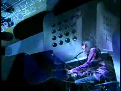 Karla Bonoff 11 - Someone to lay down beside me