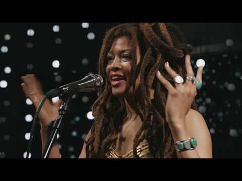 Valerie June - Full Performance (Live on KEXP)