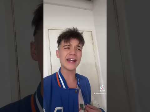 "Cuando pedis una lápicera en medio de un examen" (familia calero)