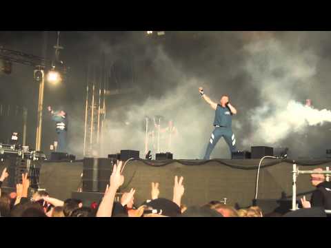 Front 242 - Headhunter (live at Mera Luna Festival 2013)