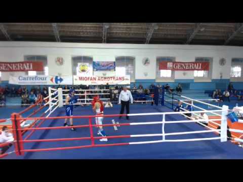 Suciu Vasile (Sibiu) KO tech. vs Milea Andrei (Braila)