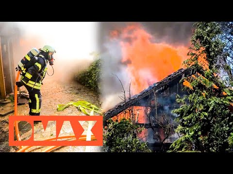Ein Wohngebiet steht in Flammen | 112: Feuerwehr im Einsatz | DMAX Deutschland
