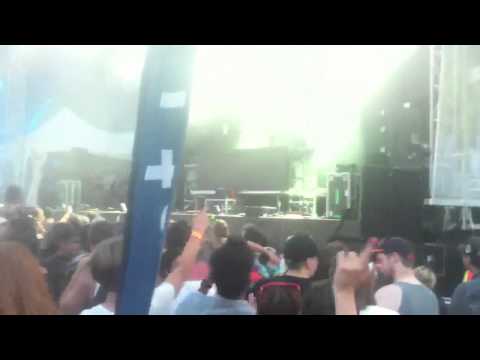 [HD] Skrillex @ Camp Bisco XI