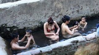 Download lagu BIKIN KAGET TRADISI M4NDI BARENG🤤 rumah joglo berusia 1000 tahun mp3