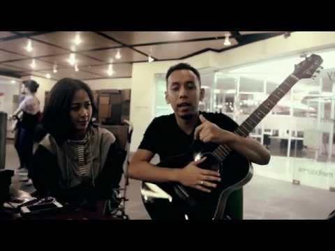 Astrid feat Pongki Barata - Bahagia Melihatmu Dengannya - Pongki Barata Meets the Stars