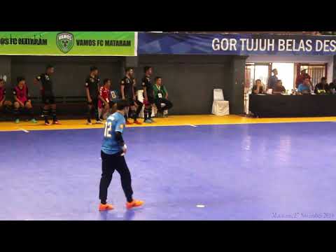 Kiper VAMOS Mataram Mostafa Nazari