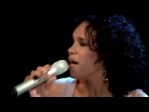 Beijo Sem - Teresa Cristina e Marisa Monte