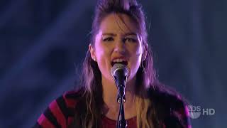 KT Tunstall - Fade Like A Shadow (Lopez Tonight 2010)