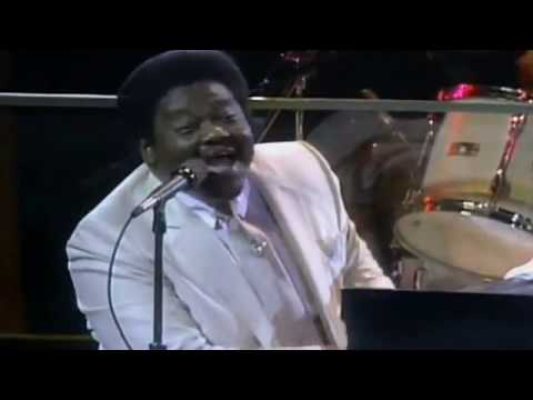 Fats Domino - Walking to New Orleans (1960)
