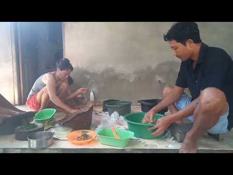 Mebat Di Penampahan Galungan 22april 2025 .