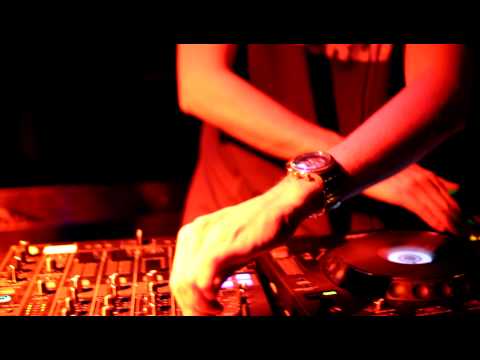 DJ SLOW @ DOLUS & DOLUS AND BEBUP - LE PETIT SOCIAL CLUB