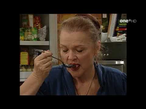 alfredissimo  Kochen mit Bio und Eva Maria Hagen:Schweinemedallions mit Bananen & Apfelsinengratin