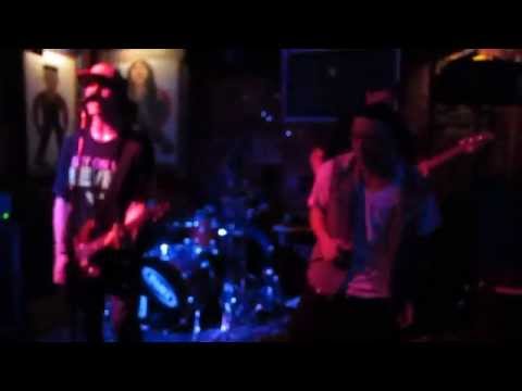 KEVIN NEVER TALKS performing "Win ! Win ! Win !" at the Foundation Room in HOLLYWOOD, CA