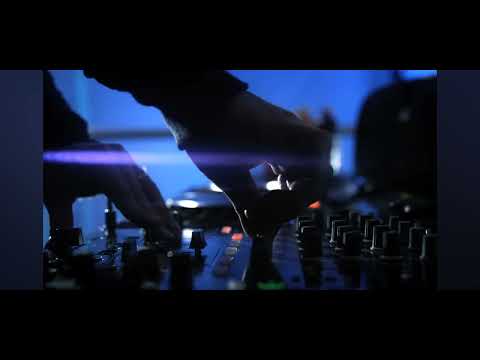 David Guetta, Showtek & Nicky Romero - Color ft. Ummet Ozcan, Cedric Gervais & Lana Del Rey