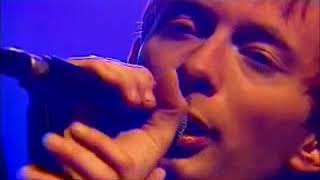 RADIOHEAD -  Nobody Does it Better (live) 1995 (SUBTITULADO)