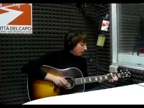 Eugene McGuinness - Fonz (live at Maps)