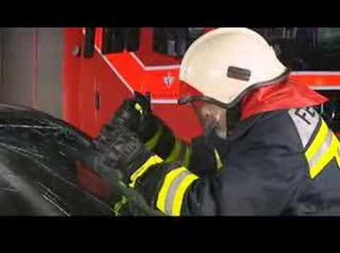 Victorinox RescueTool Ad