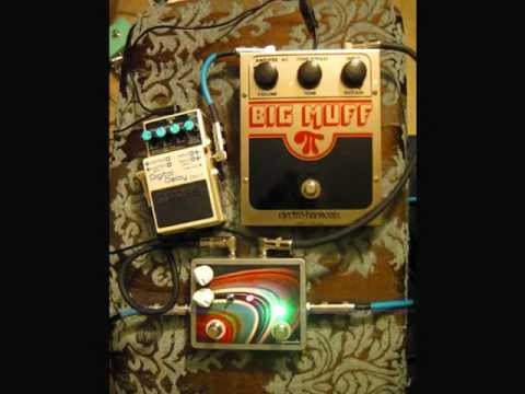 Saturnworks True Bypass Deluxe Volume + Momentary Feedback Looper Pedal with Neutrik Jacks - Handcrafted in California image 5