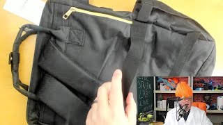 🔥 This laptop backpack has so many zippers and pockets!