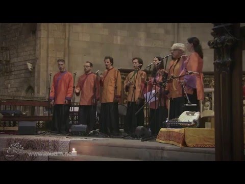 MuOM overtone singing choir - Dark tranquility (Basilica Pi, Barcelona)