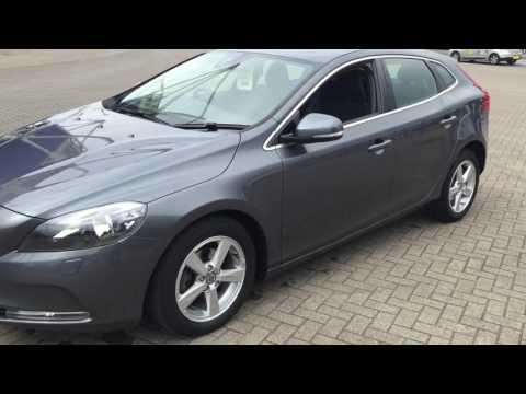 VOLVO V40 D2 SE MANUAL FG14KFA
