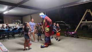 Payaso Pikorete Celebrando el Cumpleaños de Delaisa en Tampa Fl Cuantos Apellidos Tienes