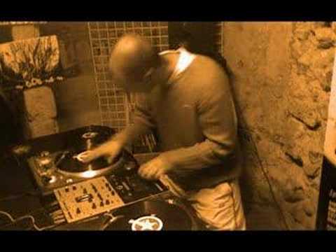 DJ SHALAWAN VS DJ FRAKASS