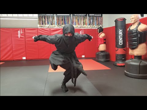 INSANE BO STAFF MASTER and straight up NINJA! 18 year old World Champion Noah Fort