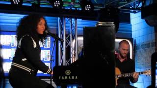 Alicia Keys - Holy War Janurary 11, 2017 Live Session