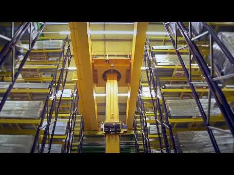 Suwnice kolumnowe dla producenta systemów nośnych / Column cranes for manufacturer of systems