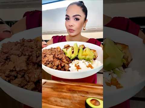 Finally trying the viral hot honey sweet potato, ground beef, cottage cheese and avocado bowl