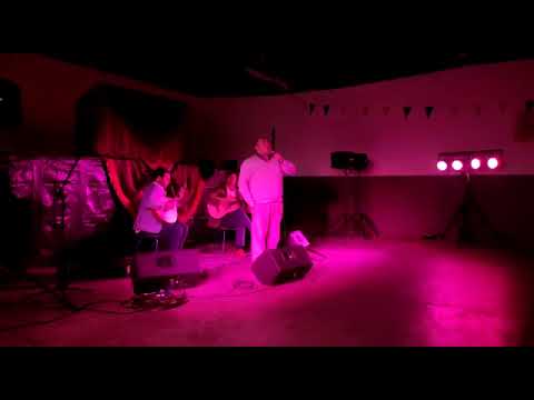 Hugo Faustino Fado "Feira da Ladra"