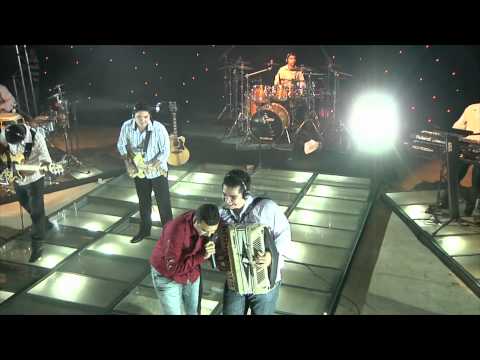 Homem Das Mãos Furadas video