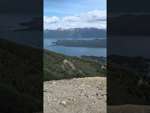Villa La Angostura y lago Nahuel Huapi desde el cerro O'Connor, Neuquén, Patagonia, Argentina