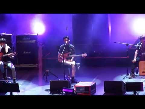 150125 Ft Island @ Pepsi Center WTC Mexico 2/4