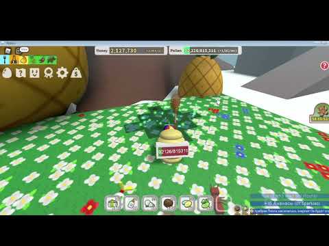Просто играю с другом и прохожу beesmas в bee swarm simulator #2
