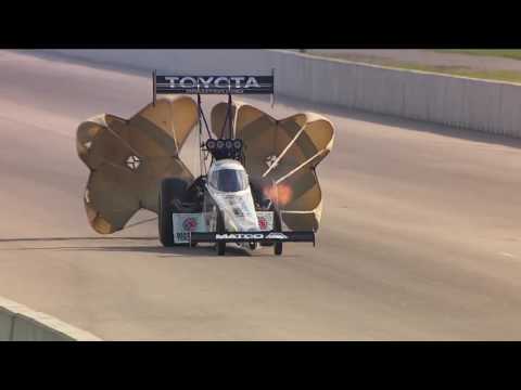 Antron Brown powers to No. 1 in the final qualifying session in New England