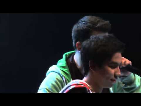 SHEECKA vs PAPO MC  - SEMIFINAL -   RED BULL BATALLAS DE LOS GALLOS 2015 ARGENTINA