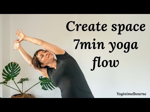 Create space 7min yoga flow | standing yoga | whole body |
