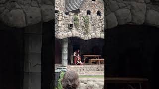 Astrid Lindgrens Värld 2021 - Lovis sjunger Vargsången för Ronja