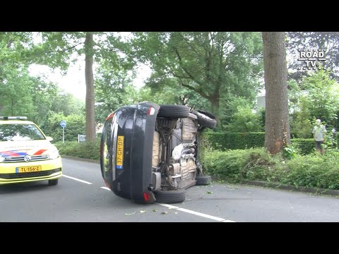 Auto slaat om op Groenekanseweg De Bilt 11 06 2021