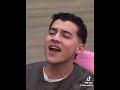 Mario Giron Deleitando con su impresionante voz